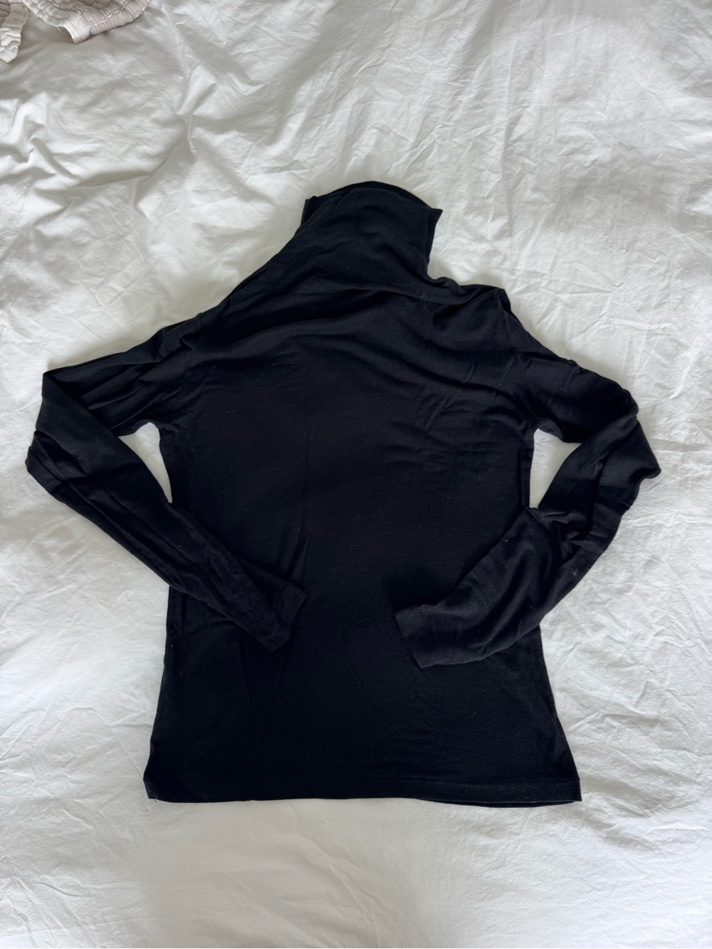 Uniqlo Heattech Turtleneck Shirt Black M